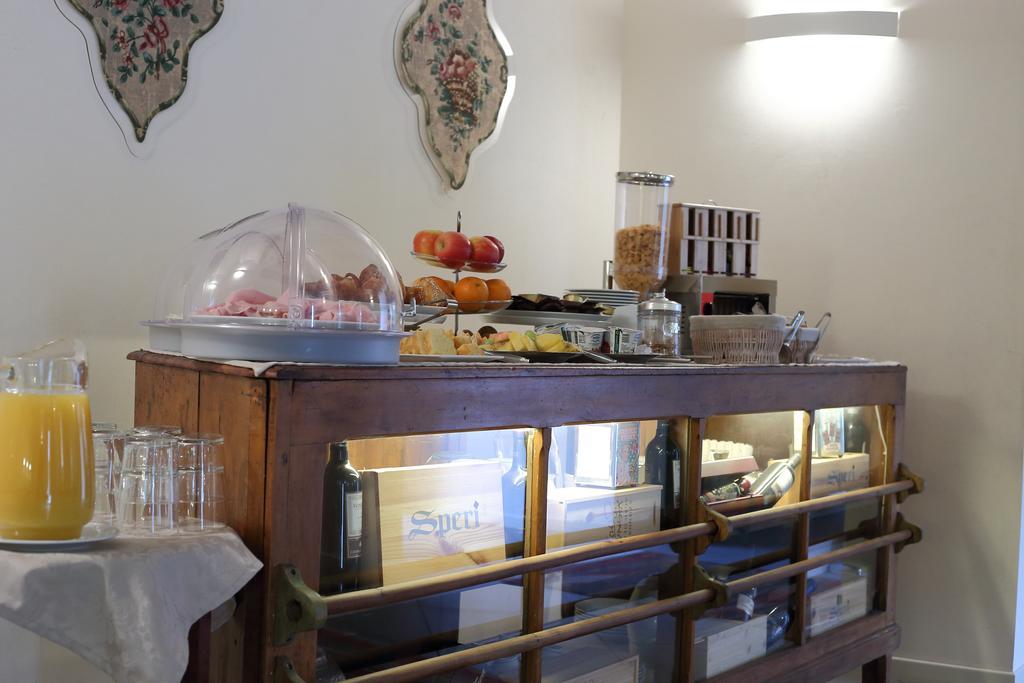 Hotel Villa Moron Negrar Bagian luar foto
